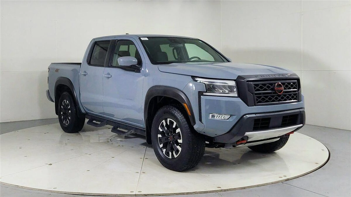 2023 Nissan Frontier PRO-4X's photo