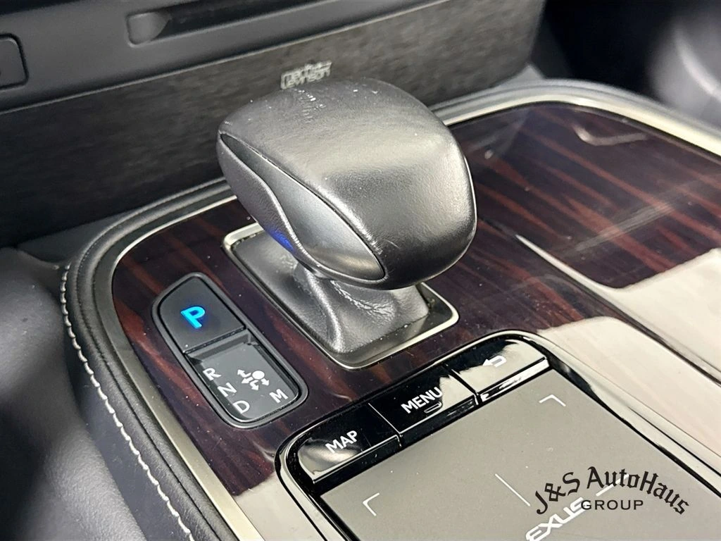 2019 Lexus LS Hybrid 500h - Photo 22
