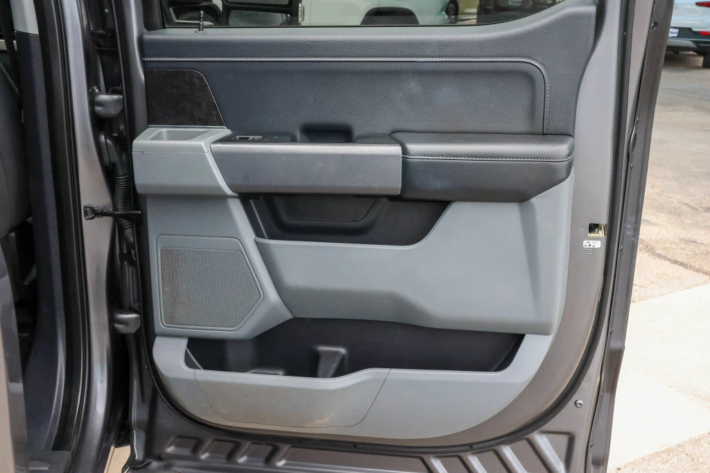 2022 Ford F-150 XLT - Photo 17