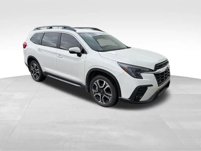 2023 Subaru Ascent Limited 7 Passenger's photo