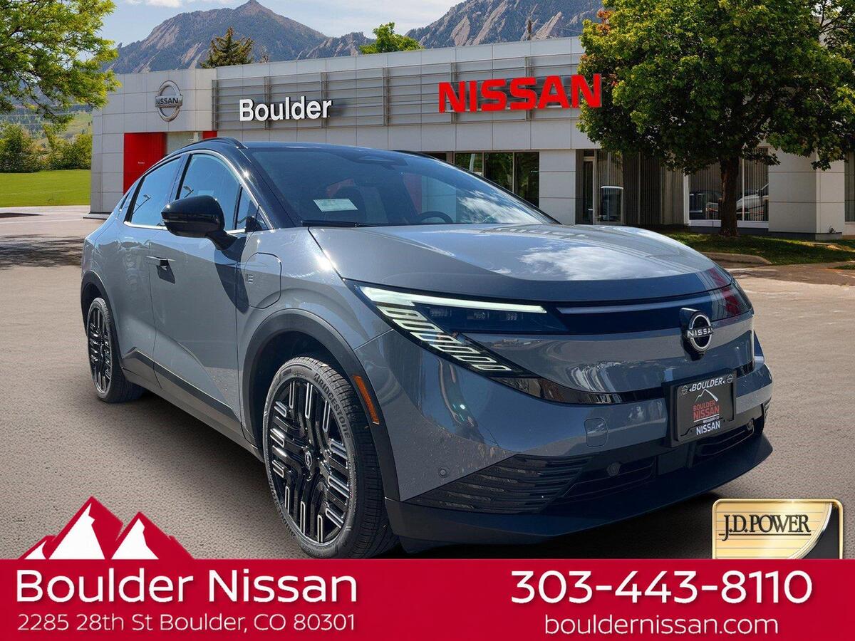 2026 Nissan LEAF PLATINUM+