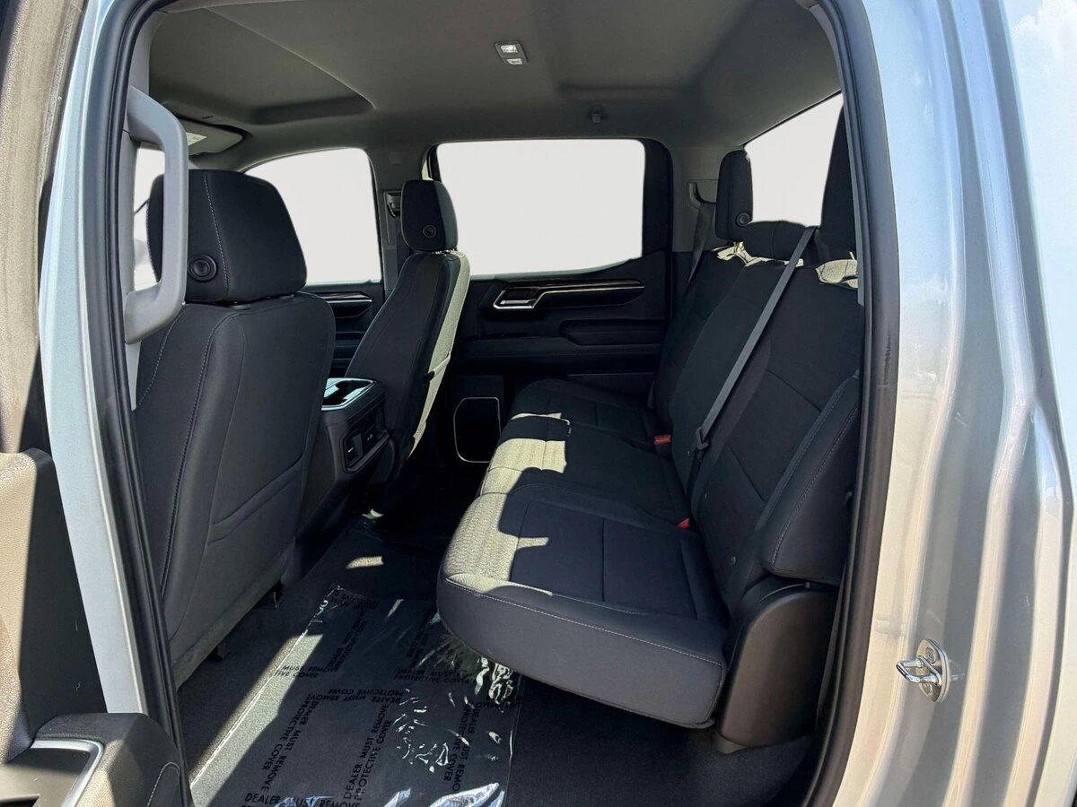 2022 Chevrolet Silverado 1500 RST - Photo 24