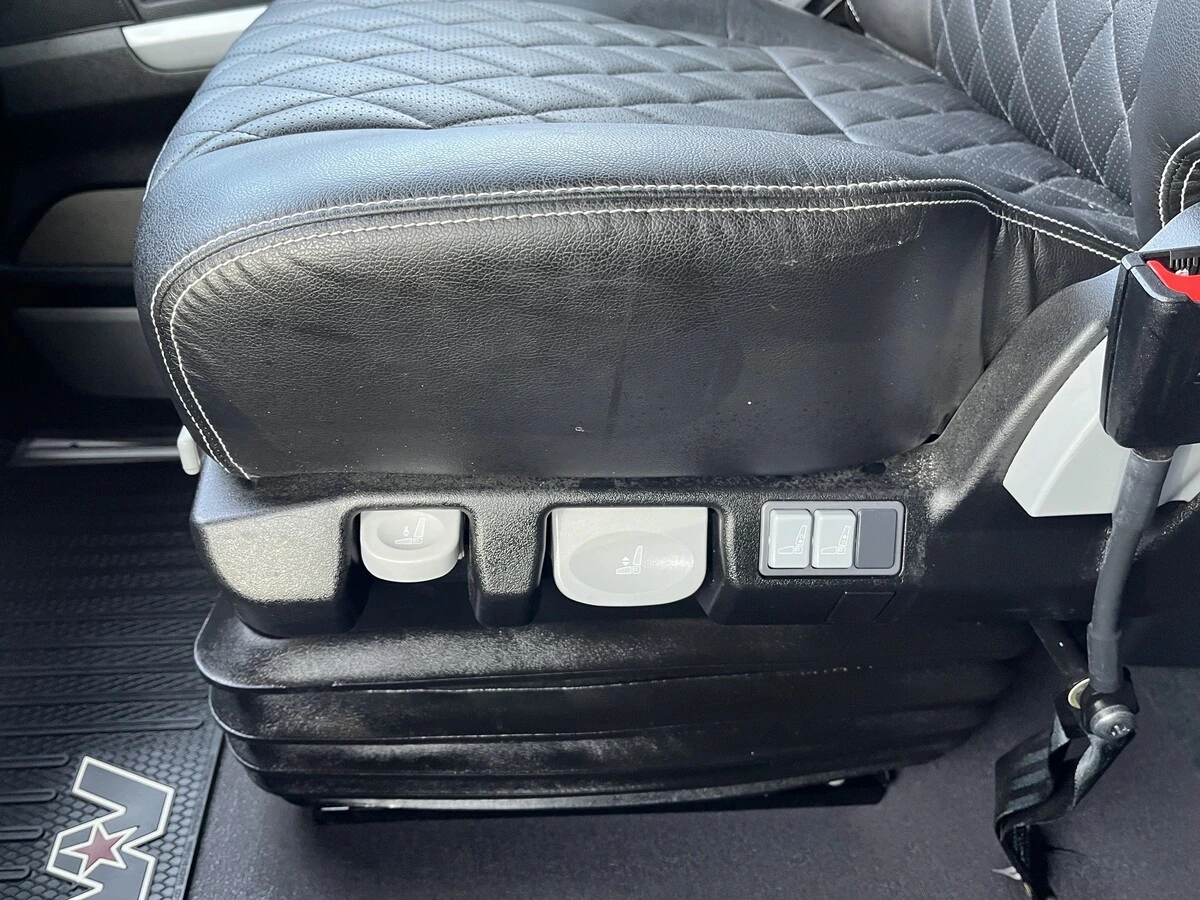 2025 Western Star — photo 23