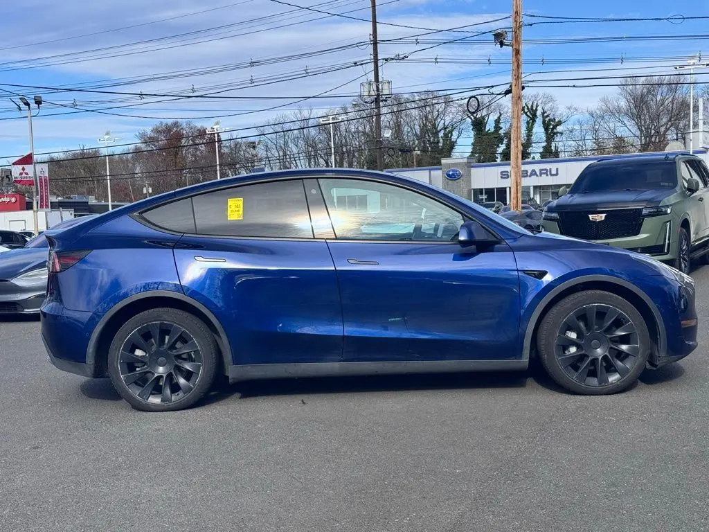 2022 Tesla Model Y Long Range photo 4