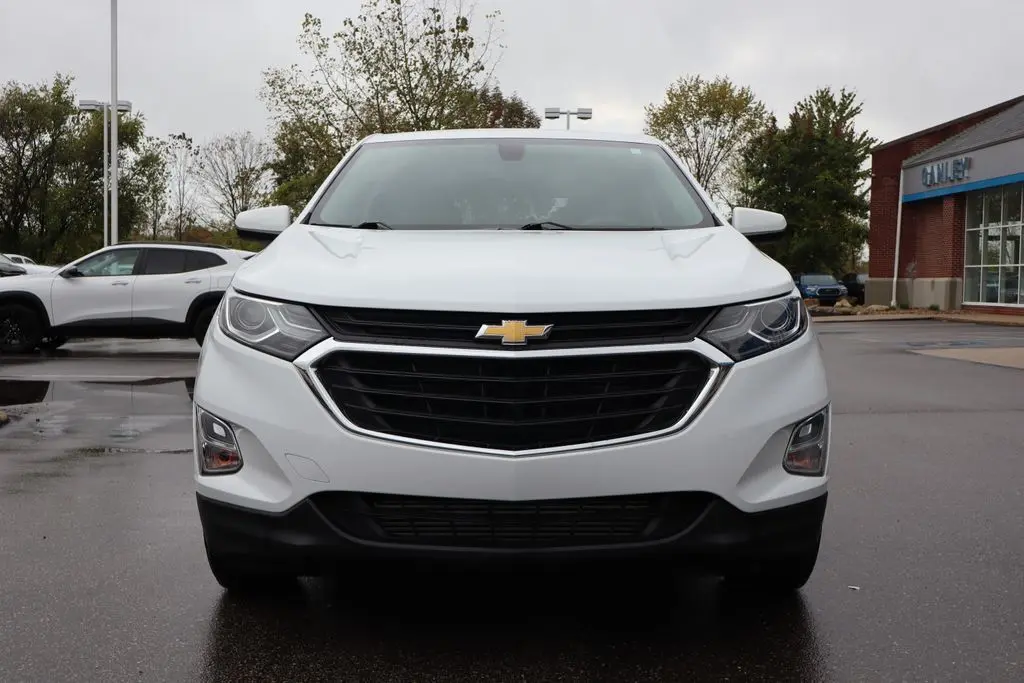 2019 Chevrolet Equinox LT photo 3
