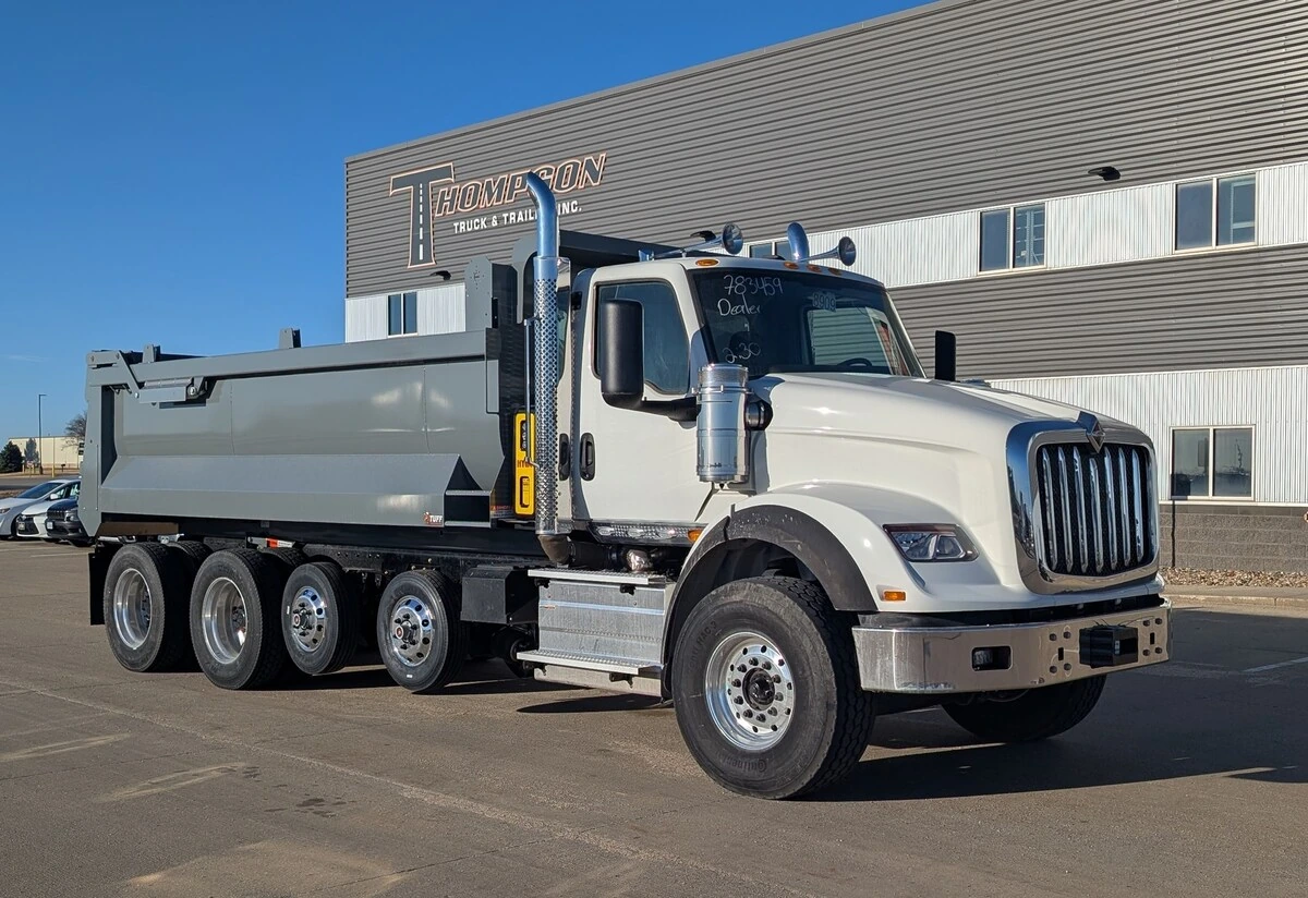 2025 International HX in Cedar Rapids, IA — photo 6