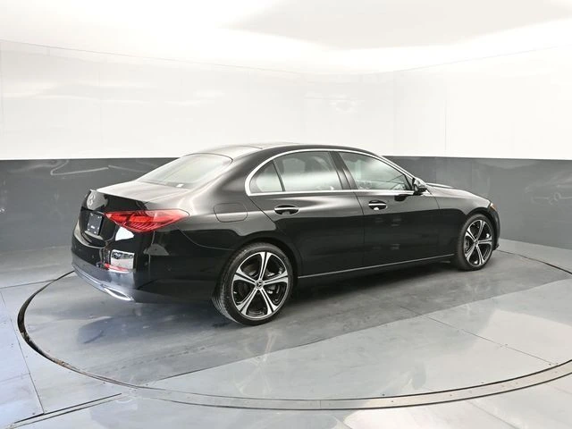 2025 Mercedes-Benz C-Class Sedan C 300 - Photo 15