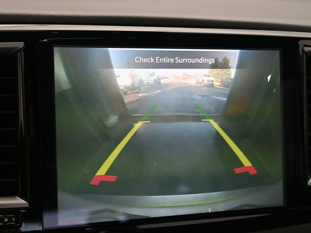 2024 Chrysler Pacifica Touring L - Photo 30