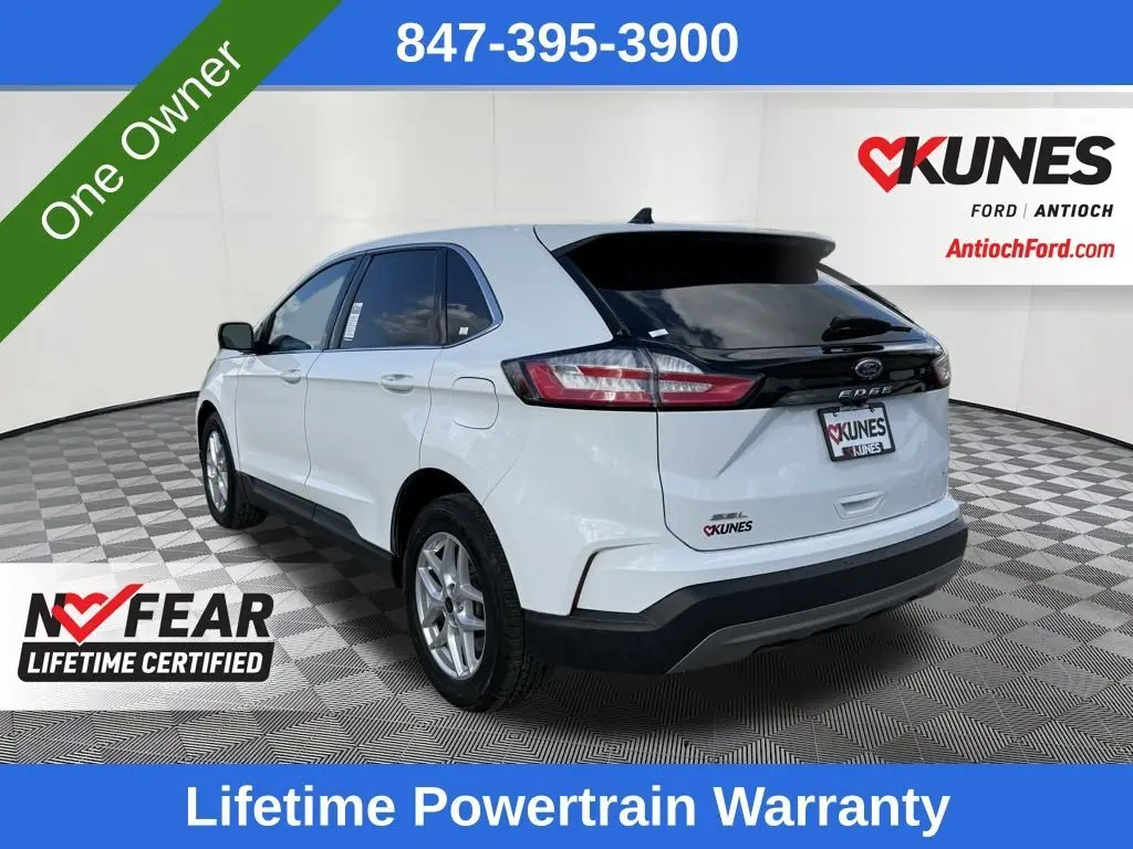 2023 Ford Edge SEL photo 3