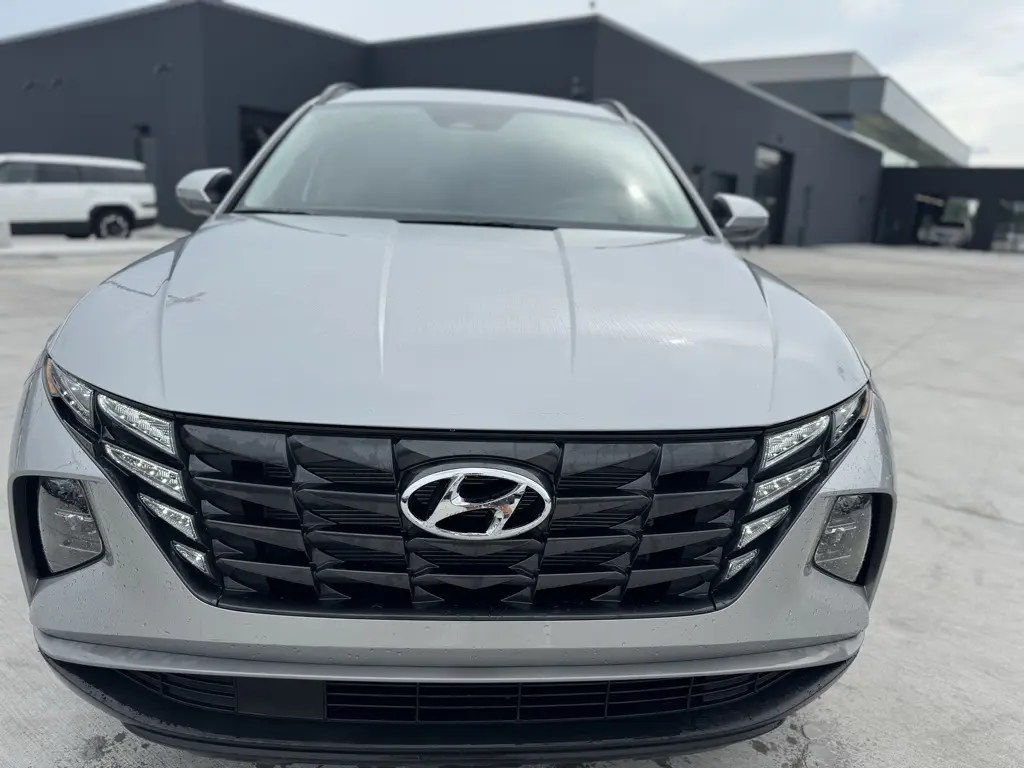 Used 2024 Hyundai Tucson SEL with VIN 5NMJBCDEXRH389202 for sale in Norman, OK