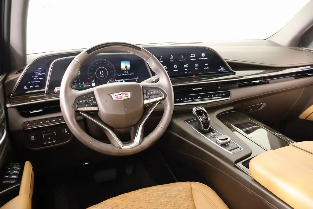 2023 Cadillac Escalade ESV Sport photo 2