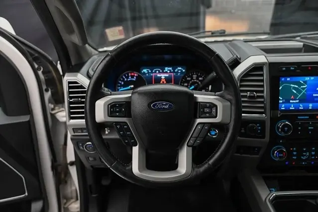 2017 Ford F-250 photo 19