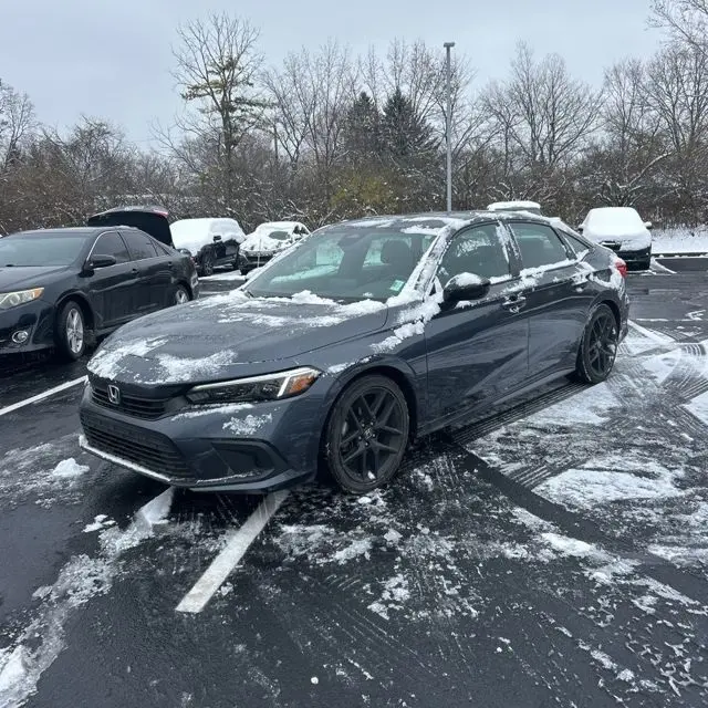 2023 Honda Civic Sport's photo