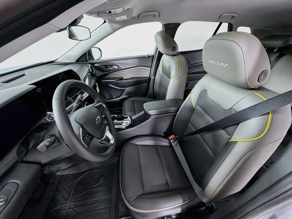 2026 Chevrolet Trax Activ - Photo 20