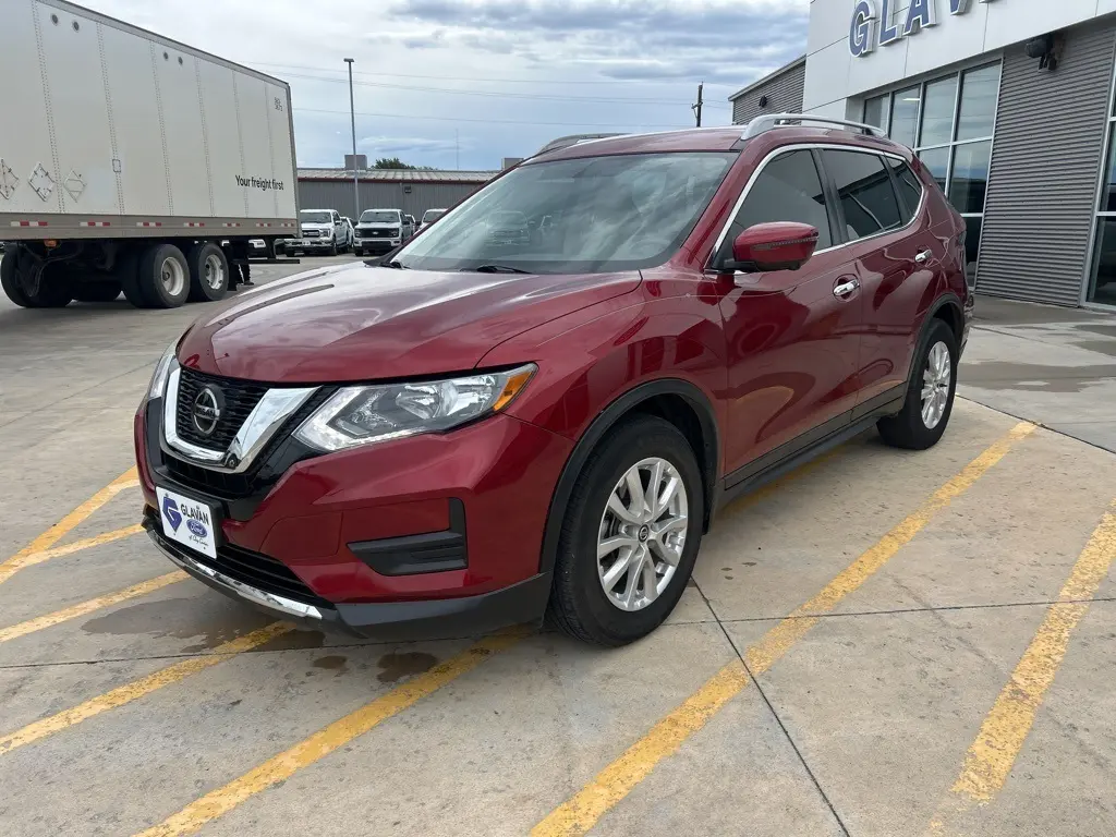 2018 Nissan Rogue SV photo 5