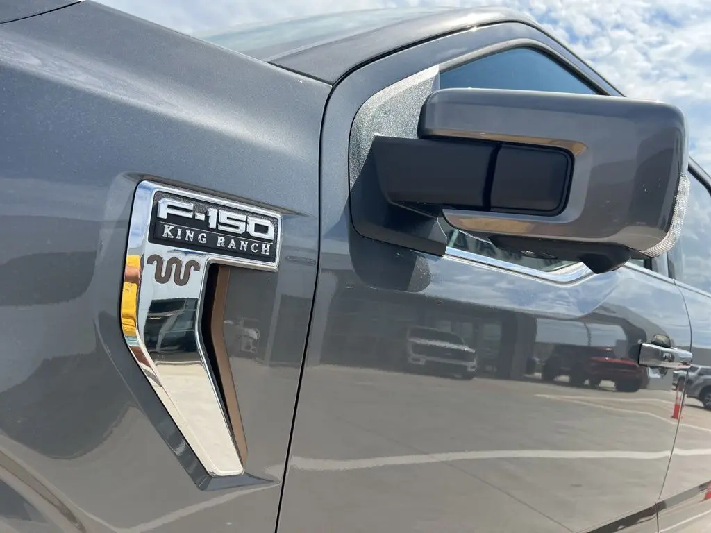 2025 Ford F-150 King Ranch photo 11