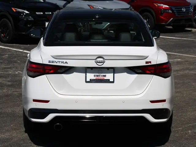 2024 Nissan Sentra SR Premium photo 8