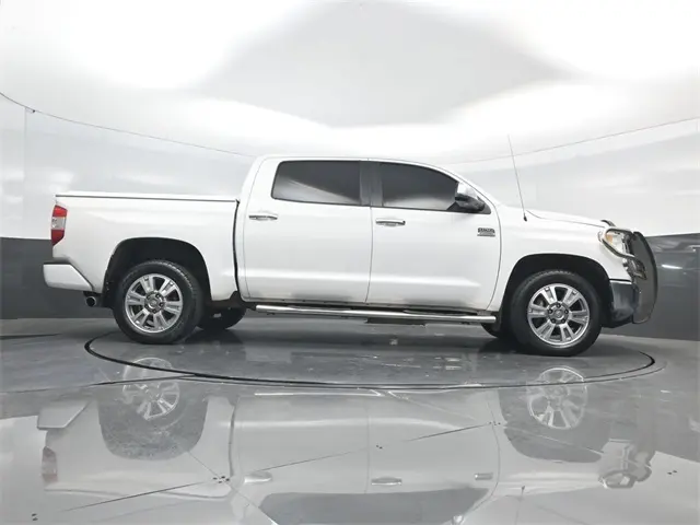 2016 Toyota Tundra Platinum photo 46