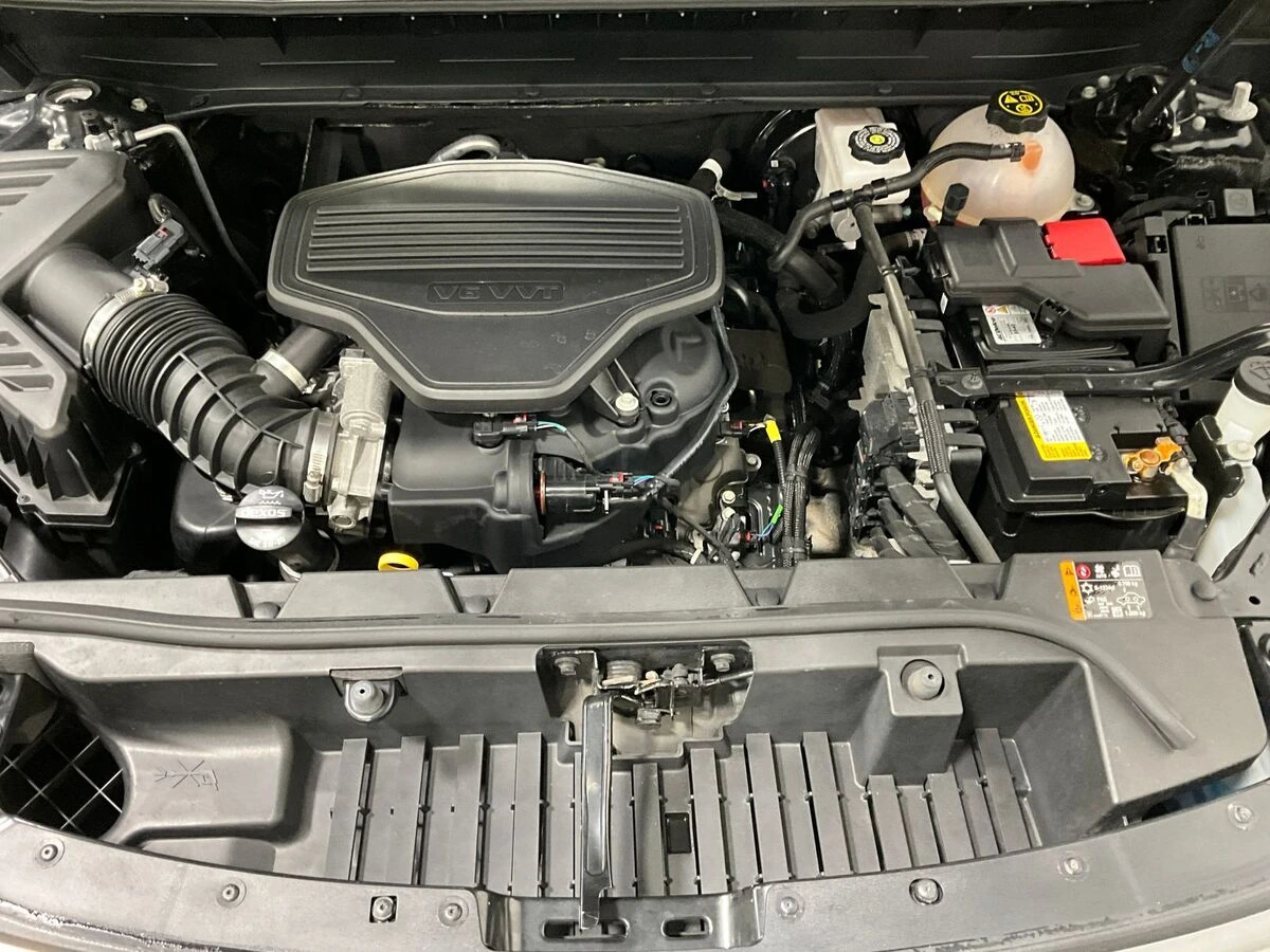 2023 GMC Acadia AT4 - Photo 13