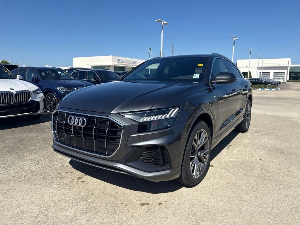 2023 Audi Q8 55 Premium Plus