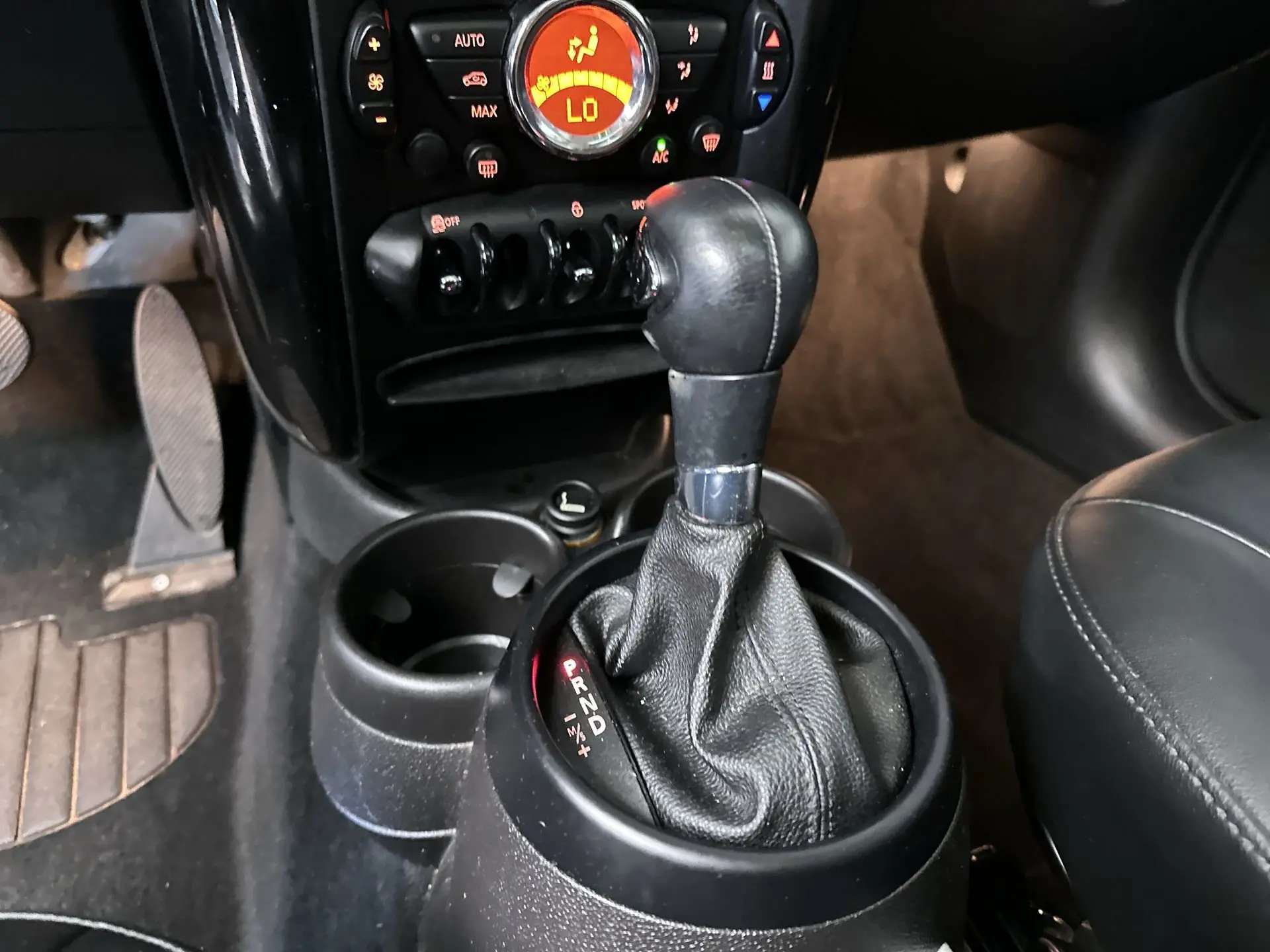 2014 Mini Countryman photo 17