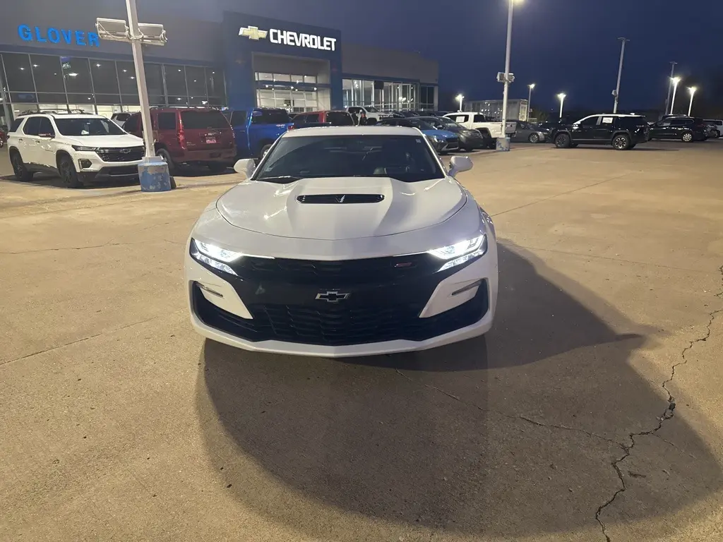 2019 Chevrolet Camaro 2SS photo 2