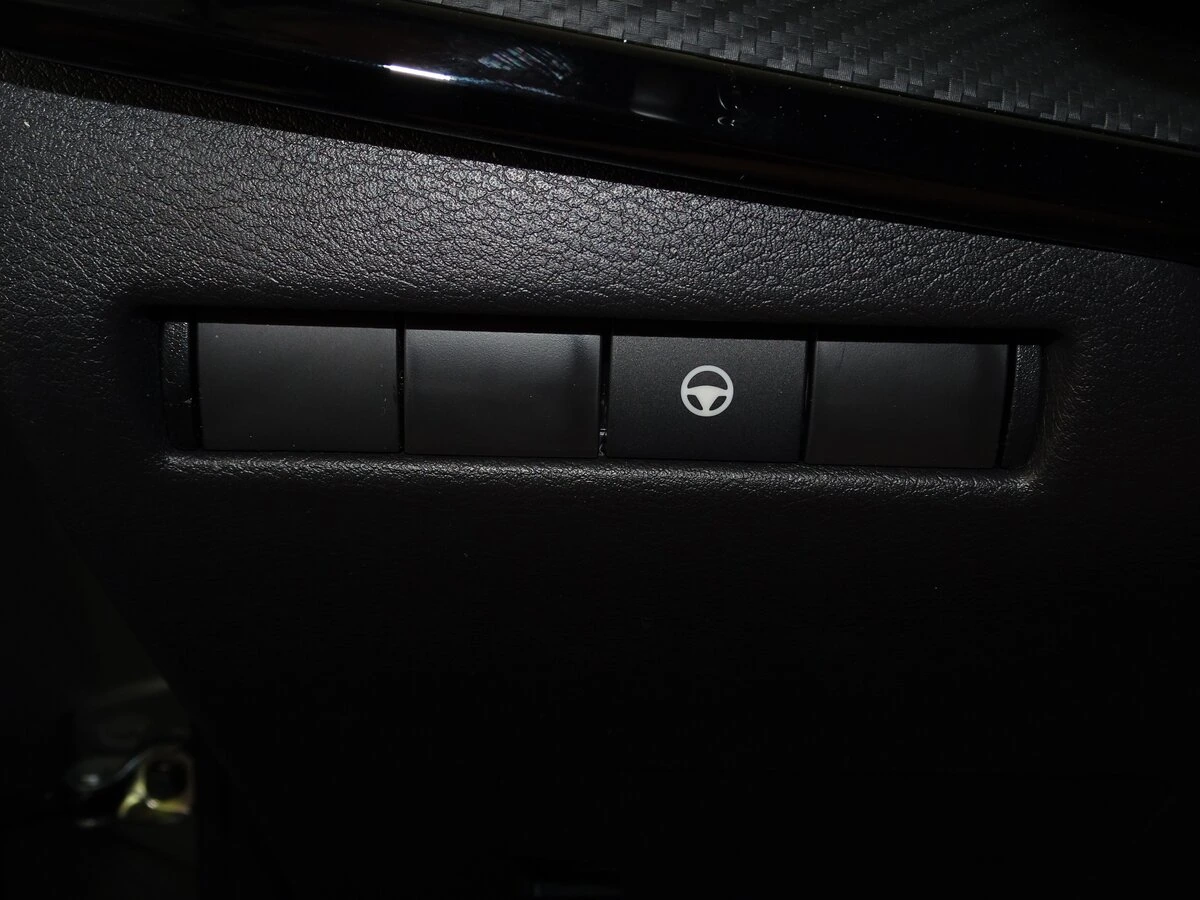 2026 Nissan KICKS SR AWD - Photo 32