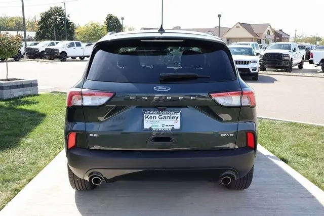 2022 Ford Escape SE photo 26