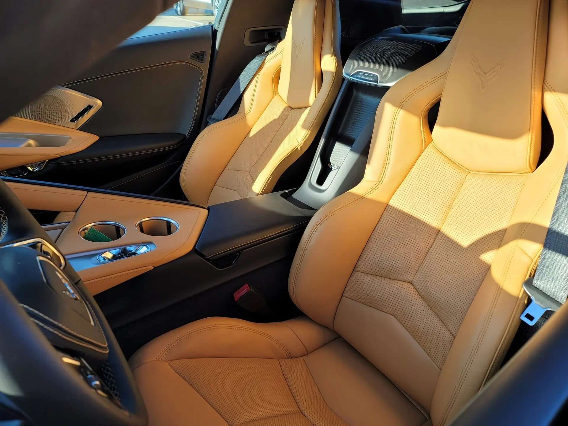 2026 Chevrolet Corvette Stingray 2LT photo 2