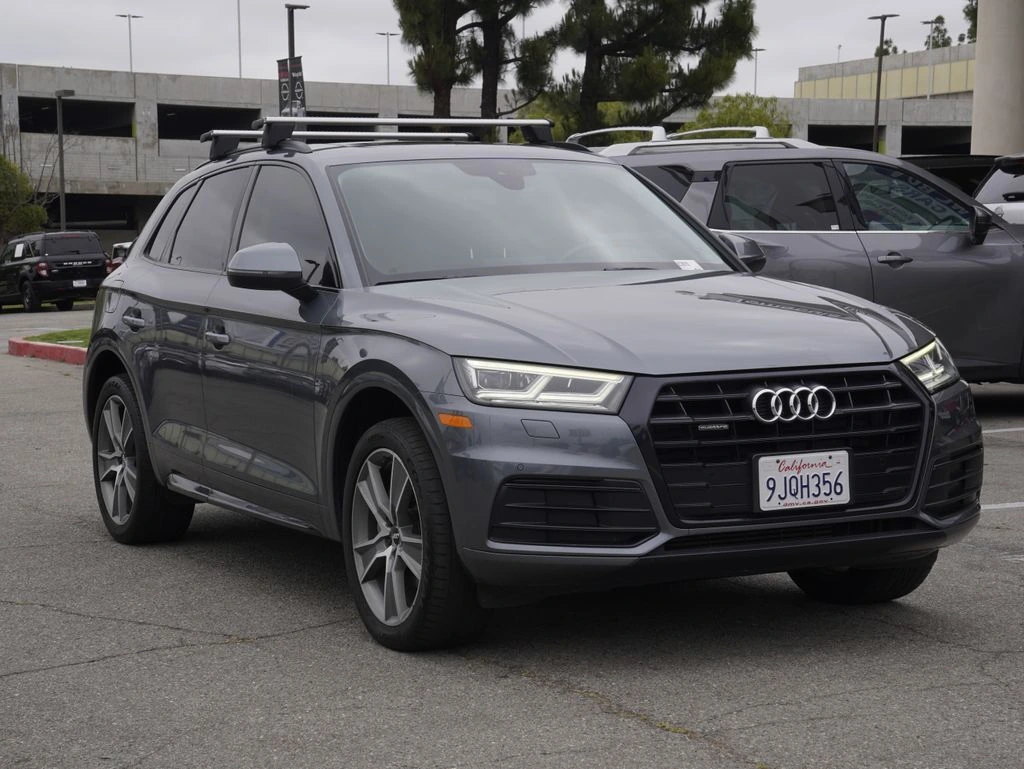 2019 Audi Q5 2.0T quattro S tronic Premium Plus's photo