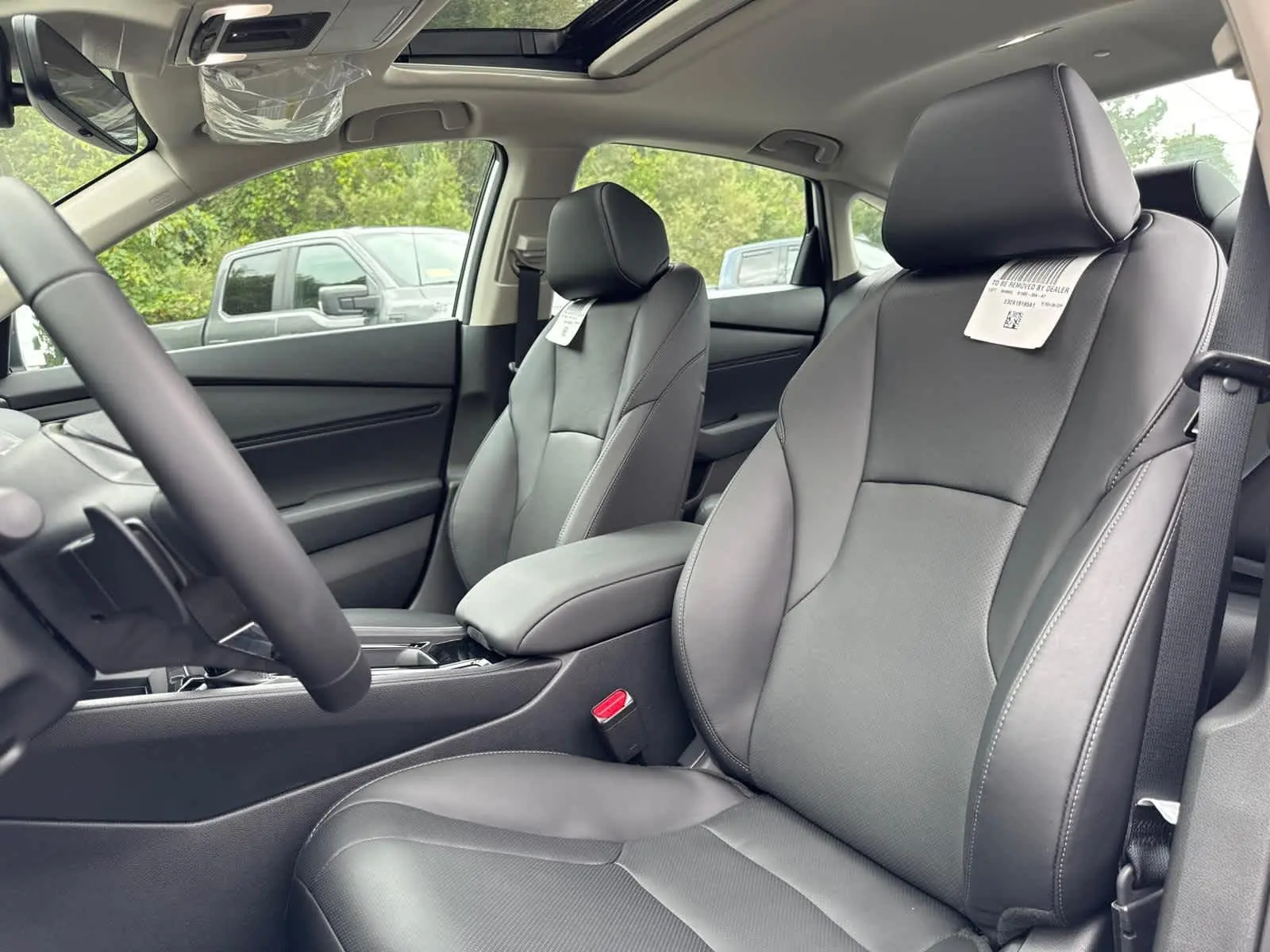 2025 Honda Accord Hybrid EX-L photo 12