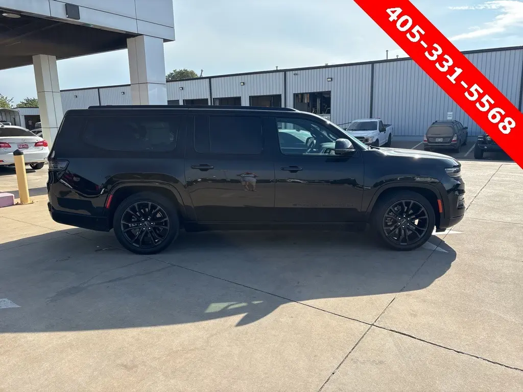 2024 Jeep Grand Wagoneer L II photo 2