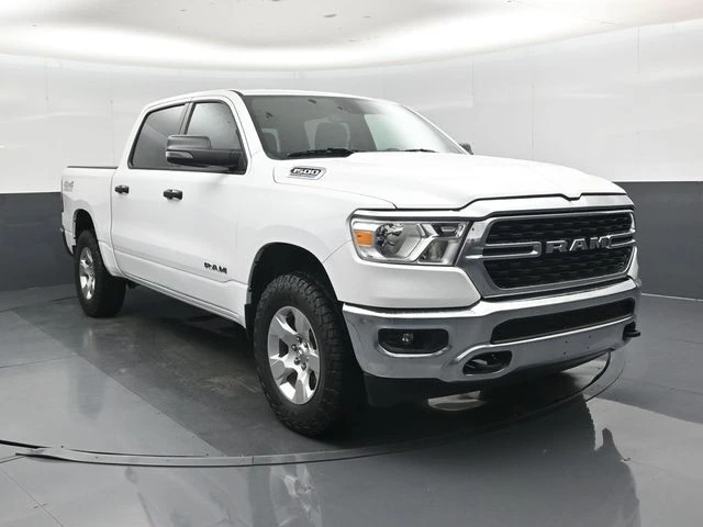 2023 RAM 1500 Big Horn/Lone Star 4x4 Crew Cab 5'7's photo