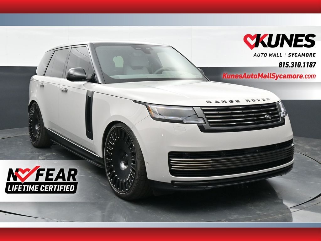 2025 Land Rover Range Rover SV
