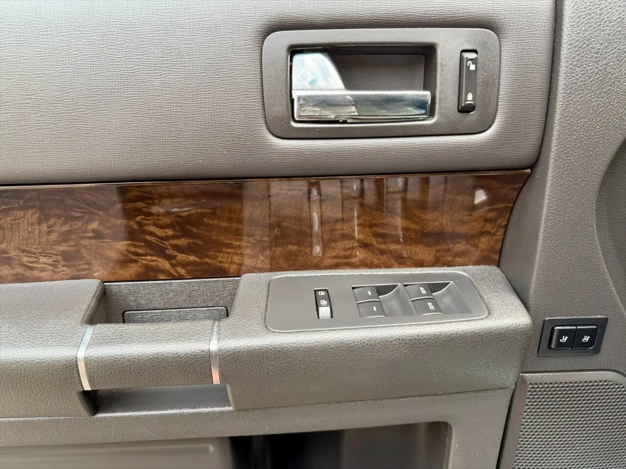 2019 Ford Flex Limited photo 12