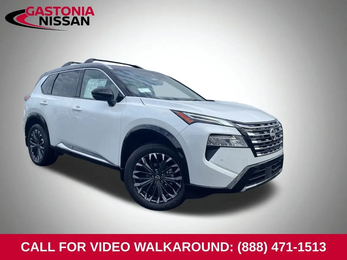 2026 Nissan Rogue Platinum's photo