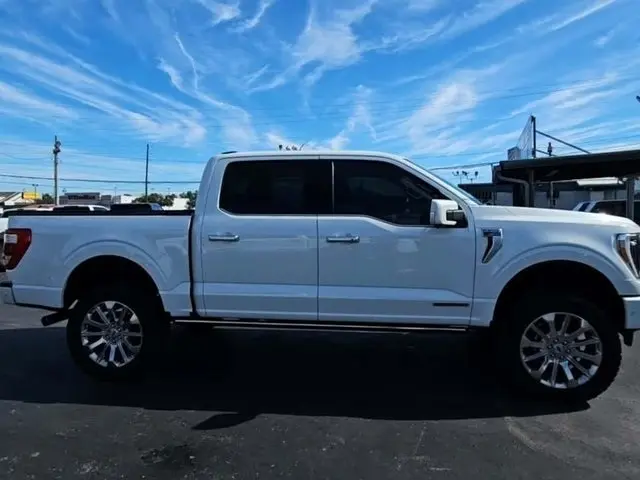 2021 Ford F-150 Limited photo 3