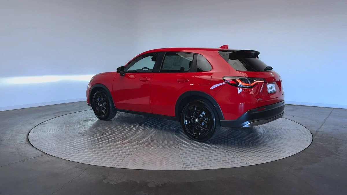 2025 Honda HR-V Sport - Photo 6