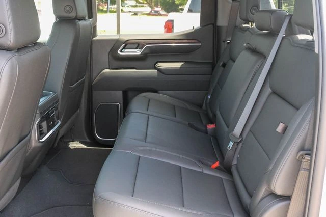 2026 GMC Sierra 1500 SLT - Photo 16