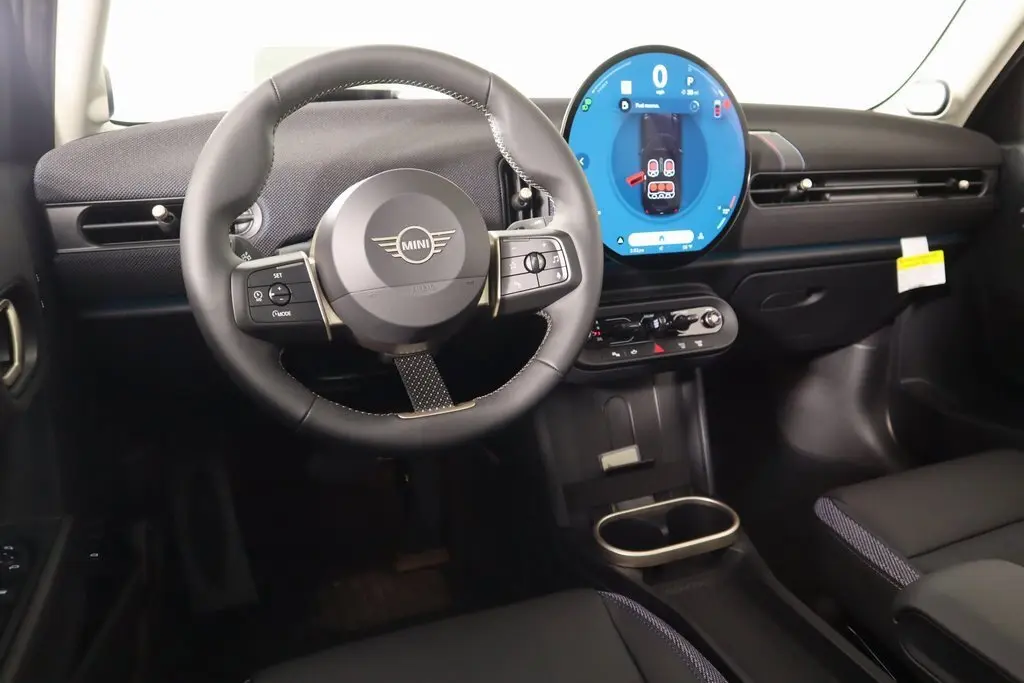 2025 Mini Cooper 4 Door Hardtop S photo 2