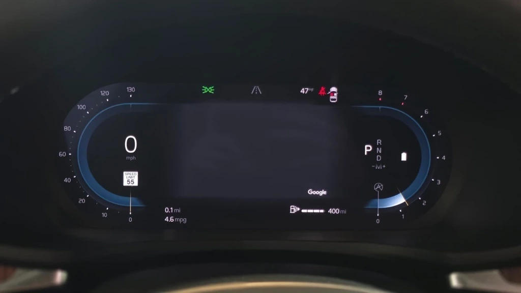 2025 Volvo - image 15