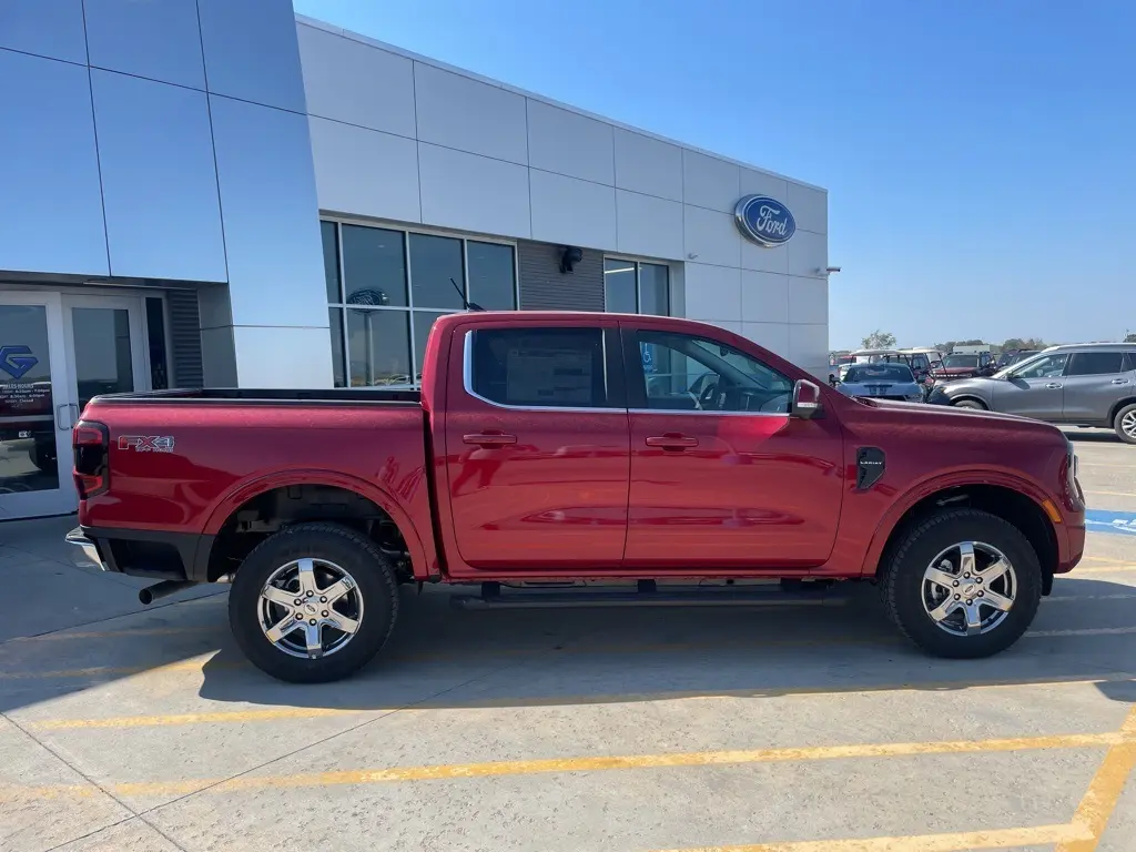 2025 Ford Ranger Lariat photo 10