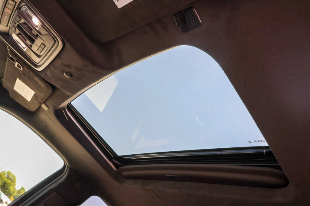 2026 GMC Sierra 3500HD Denali Ultimate - Photo 19