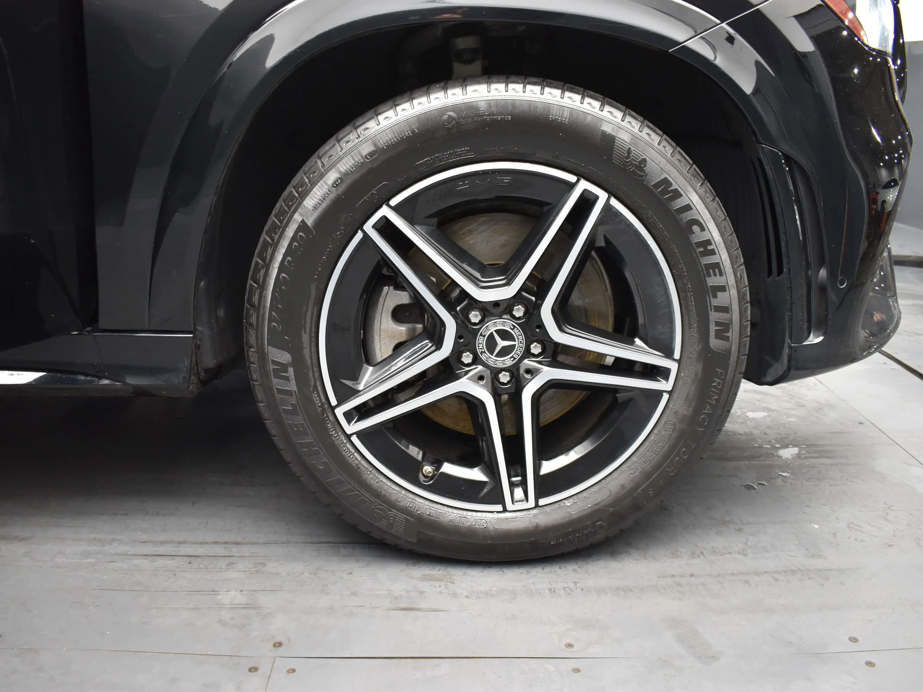 2021 Mercedes Benz GLE 450 4MATIC photo 2