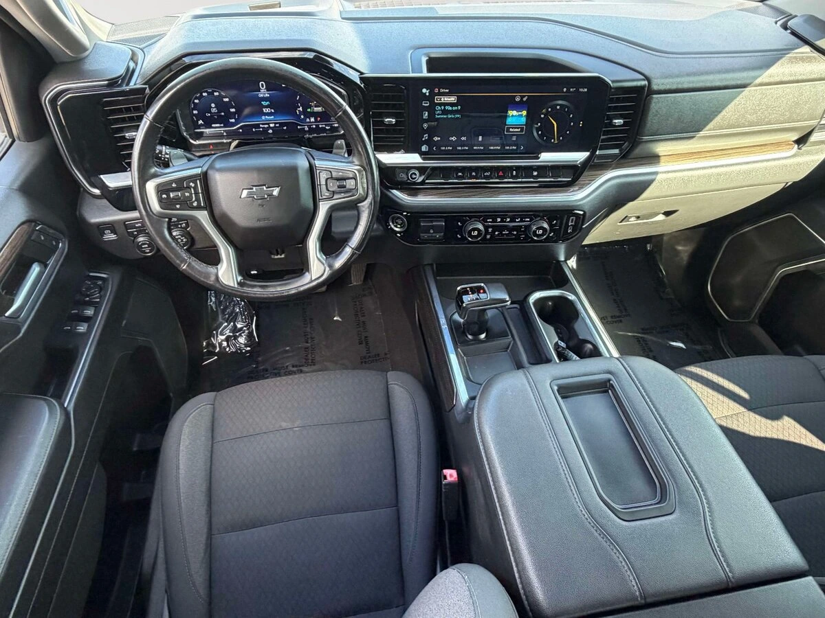 2022 Chevrolet Silverado 1500 RST - Photo 7