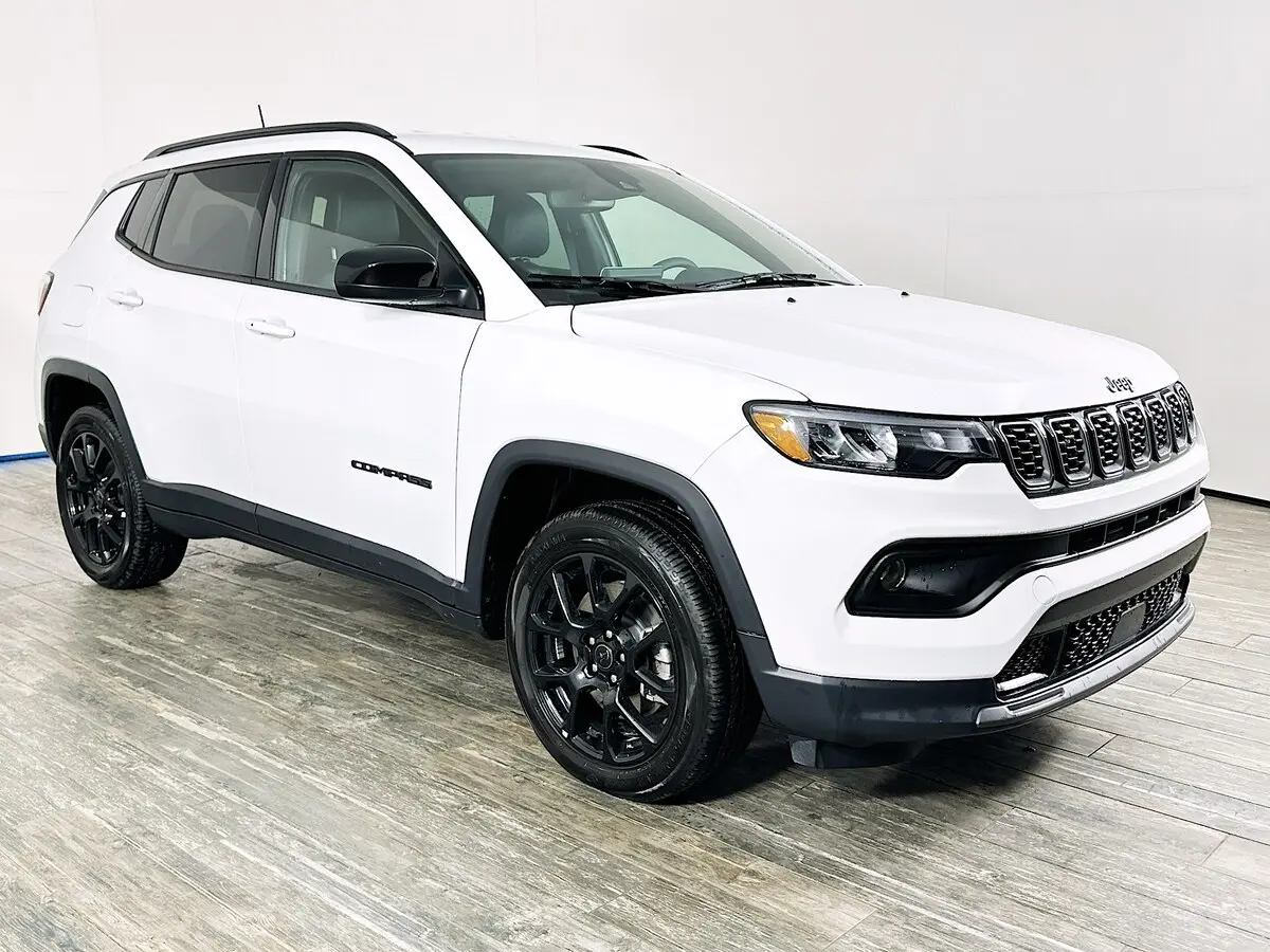 2025 Jeep Compass Latitude's photo
