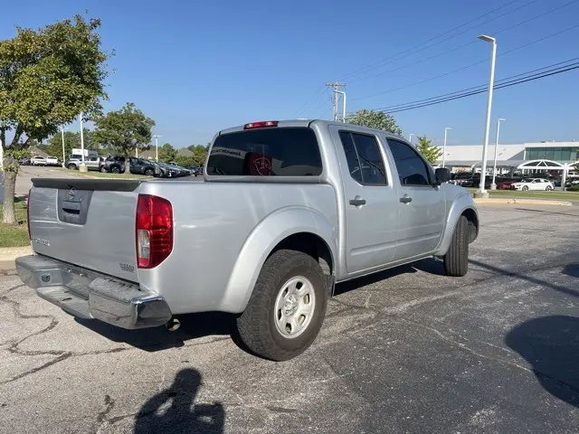2016 Nissan Frontier S photo 7