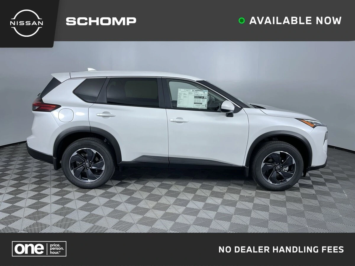 2026 Nissan Rogue SV's photo