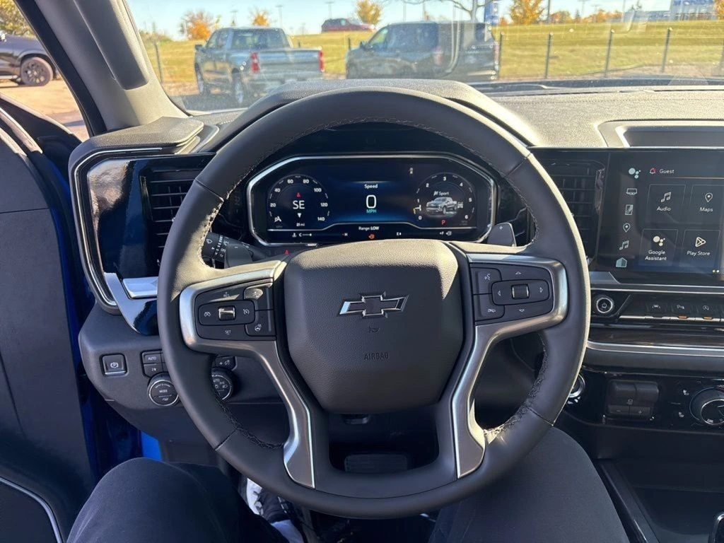 2025 Chevrolet Silverado 1500 RST - Photo 25