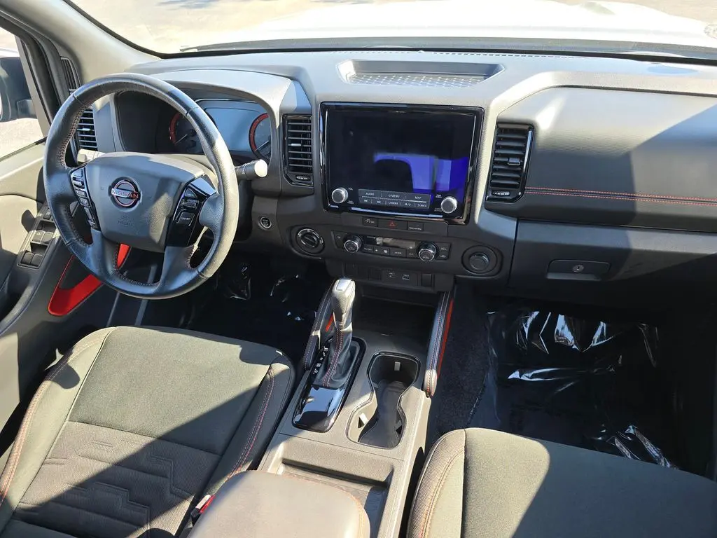2023 Nissan Frontier PRO-4X photo 22